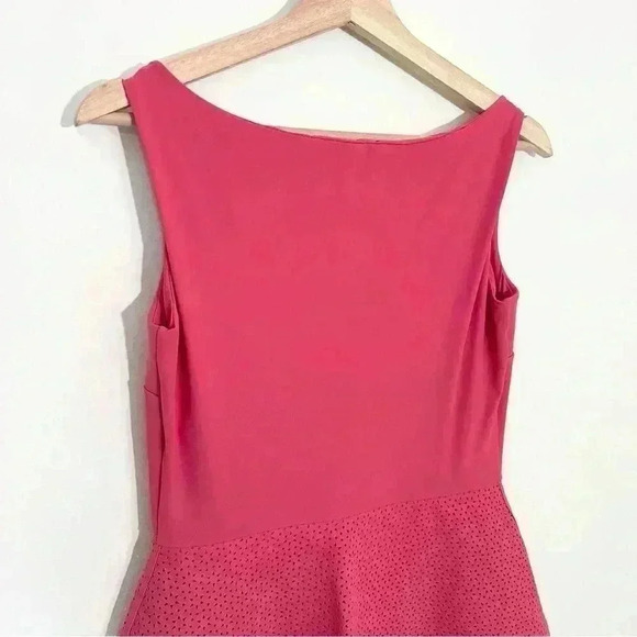 Chiari‎ Boni La Petite Robe Peplum Laser Cut Dress | Pink Peach | SZ 8 - Picture 4 of 14